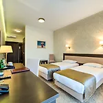 Hotel Luxor 4*