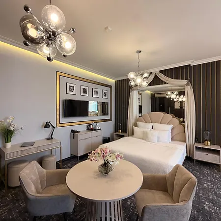 Luxor 4*