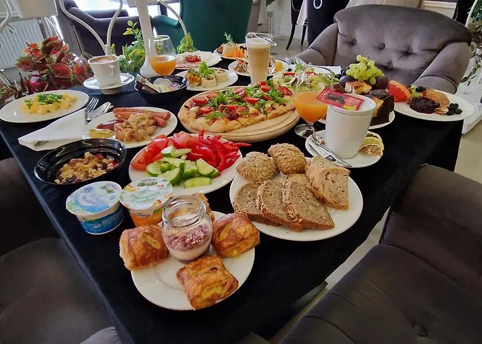 Готель Luxor 4*